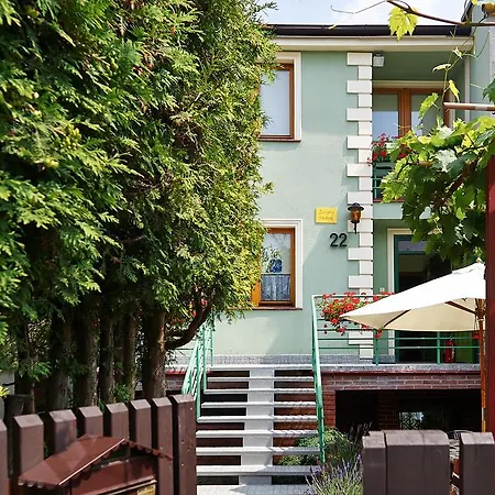 Hostel Zielony Domek
